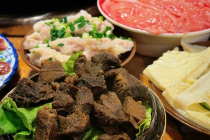 重庆叁叁火锅(钢铁店)