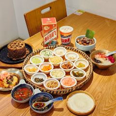 包整·贵州小吃研究中心(观山湖店) User Photo