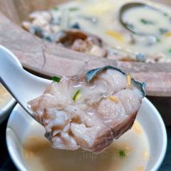 云中鱼蒸汽石锅鱼(黄浦日月光店) 여행 사진