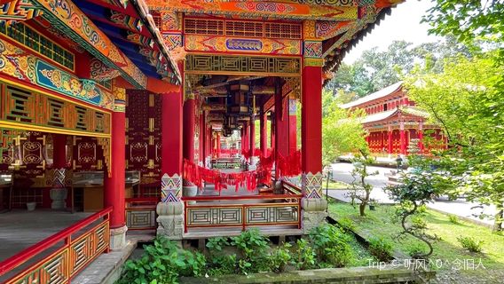 Sansheng Temple