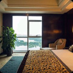 海外海皇冠大飯店海瀾旋轉餐廳張用戶圖片