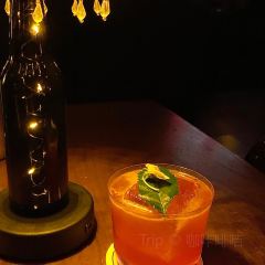 TIKI COCOTAIL & WHISKY & COFFEE 여행 사진