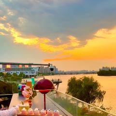 ONE PARTY BAR User Photo