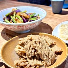 HONG XIANG ZHOU BING WU User Photo