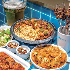楼兰古丽·大盘炒鸡(龙首印象城店) 여행 사진