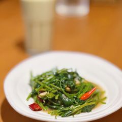 敏格拉吧缅甸餐厅(MinGaLaBar) User Photo