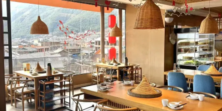 品味瀘沽湖餐廳