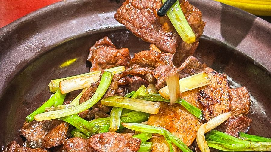 頂峰香港茶餐廳（隆生金山湖店）