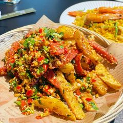 泰莱金·冬阴功手抓饭·傣泰融合·泰国罗氏虾餐厅(滨海大道店) User Photo