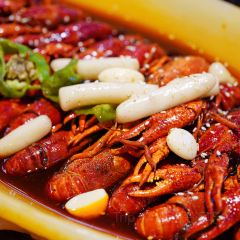 沪九哥·羊蝎子牛腩煲龙虾烧烤(大宁店) 여행 사진