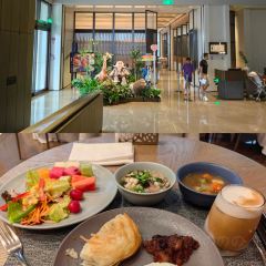 Commune All Day Dining Restaurant User Photo