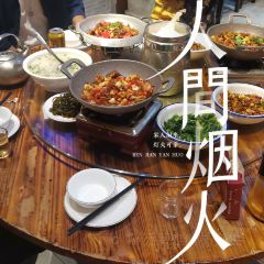 山伢子老街坊·茶油炒鸡(星沙店) User Photo