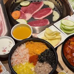 炉小哥烤肉(正弘城店) User Photo