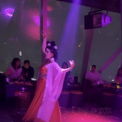 Suzie's Sky Bar User Photo