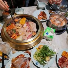 安德撸·海鲜·牛排·烤肉·火锅自助餐厅(悦萃城购物中心店) User Photo