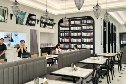 Double Time Restaurant & Lounge魔时(融侨中心店)