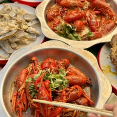 钱锋炭缸烧烤·海鲜·宵夜(华龙道店) 여행 사진
