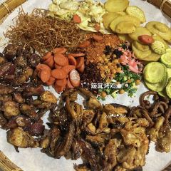 全有福烙锅店小院 User Photo