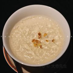 七栩钟楼·蚌壳餐厅 User Photo