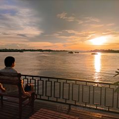 4000 Island Bar User Photo
