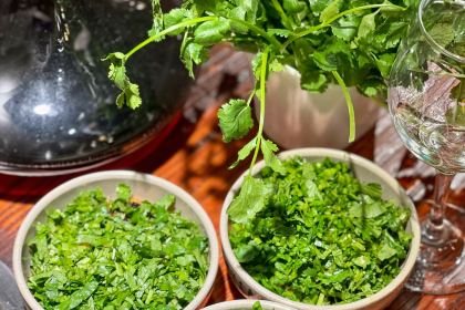 七里田·重庆鱼蛙火锅(凯德广场店)