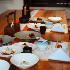 龙谷山房素食餐厅(聚龙小镇店) 여행 사진