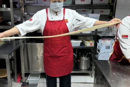 三牛家厨(长江路店)
