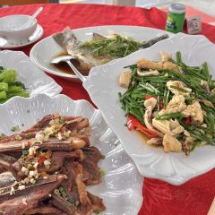 星柒河鲜私房菜(岩前店) User Photo