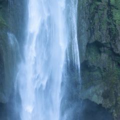 翁布悬崖瀑布咖啡 User Photo