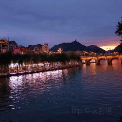 镇远民俗风情小吃城 User Photo