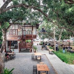 Tamarind Bistro and Music House User Photo