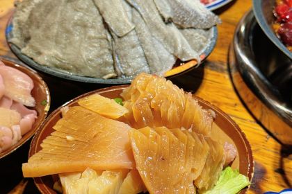 重庆叁叁火锅(钢铁店)