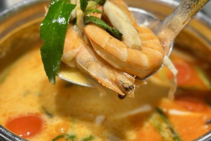 望天树雨林餐厅