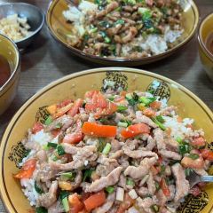 PAN ZI XIAO CHI User Photo