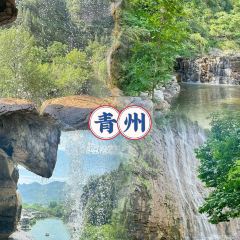 LING LONG XIAO CHI User Photo