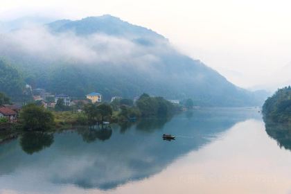 DAN SHI LAO YU ZHUANG