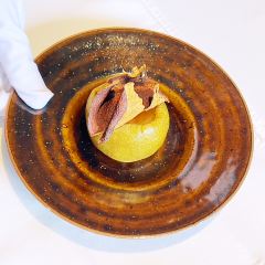 CHEF' TABLE User Photo