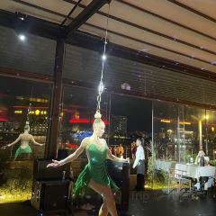 The Starry Frantier Bund Outlet User Photo