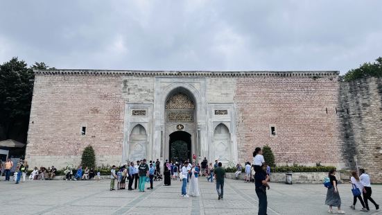 托普卡帕宫是土耳其最著名的皇宫之一，与北京故宫、巴黎凡尔赛宫