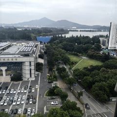 LAKE-VIEW REVOLVING RESTAURANT 여행 사진