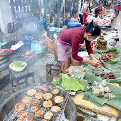 Luang Prabang morning market User Photo