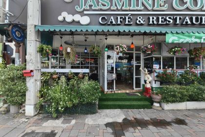 Jasmine Coffee & Restaurant