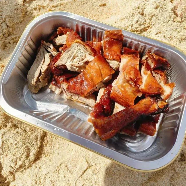 廣式燒鵝切件，深圳小食常見菜式