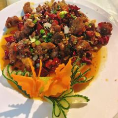 Seasonal Restaurant User Photo