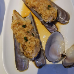 Zheng Huang Qi User Photo