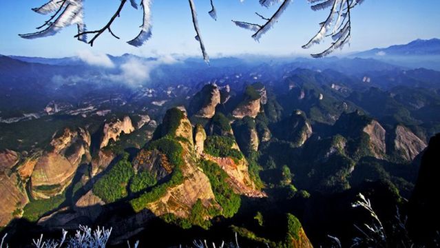 Langshan Scenic Area - En Mountain