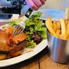 Beef & Liberty ( Shanghai Centre ) Burgers User Photo