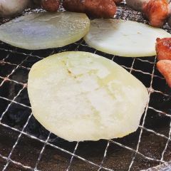 山洞里烤肉(金鹰店) User Photo