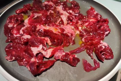 驿楼兰肥牛鲜牛肉火锅世界(火车站店)