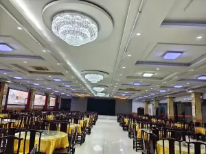 阳光饭店(靖华东路店)